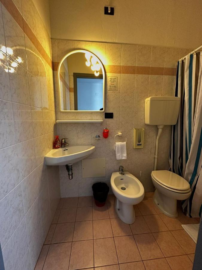 Be Me Hotel Helvetia Tabiano Terme エクステリア 写真