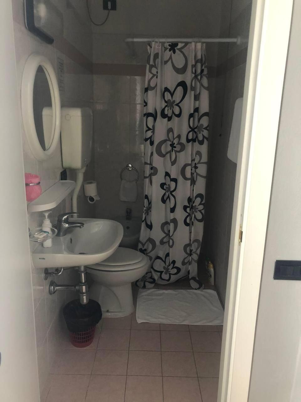 Be Me Hotel Helvetia Tabiano Terme エクステリア 写真