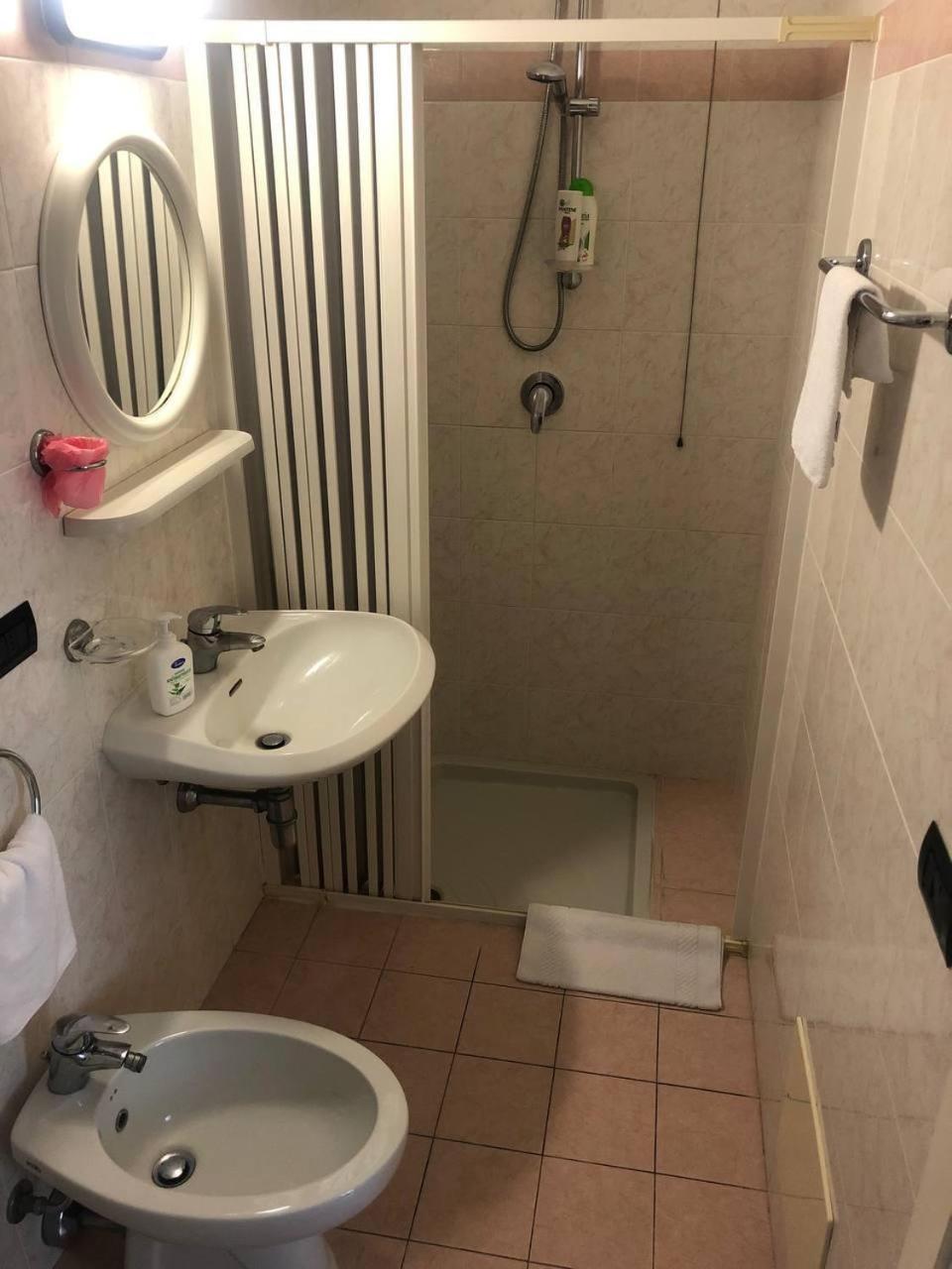 Be Me Hotel Helvetia Tabiano Terme エクステリア 写真