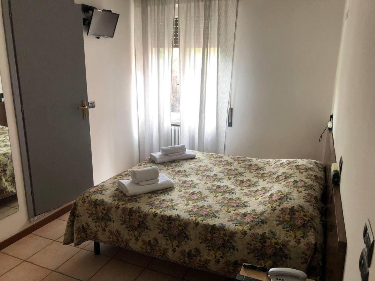 Be Me Hotel Helvetia Tabiano Terme エクステリア 写真